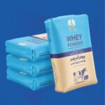 Упаковка сухой молочной сыворотки, натуральный продукт для выпечки и закусок.