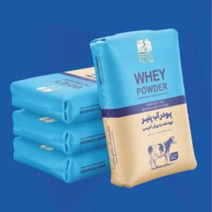 Упаковка сухой молочной сыворотки, натуральный продукт для выпечки и закусок.